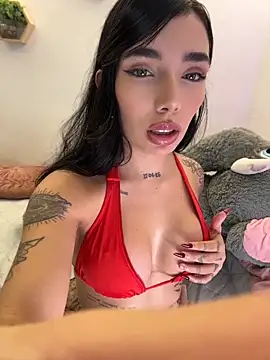 Snapshot of milasantana_ chatting on May 17, 2026, 9:26 pm milasantana online show from May 17, 2026, 9:26 pm