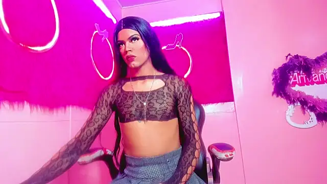 abril gomez   online show from May 3, 2026, 3:33 am