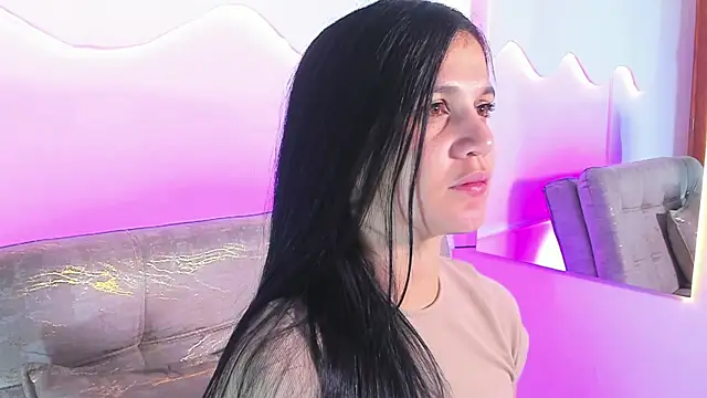 Snapshot of MiaMalcova__ chatting on April 18, 2026, 8:53 pm MiaMalcova online show from April 18, 2026, 8:53 pm