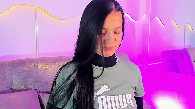 Snapshot of MiaMalcova__ chatting on May 22, 2026, 10:13 am MiaMalcova online show from May 22, 2026, 10:13 am