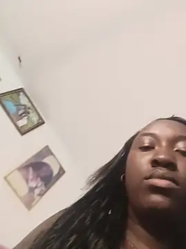KaleaEbony online show from May 20, 2026, 4:42 am