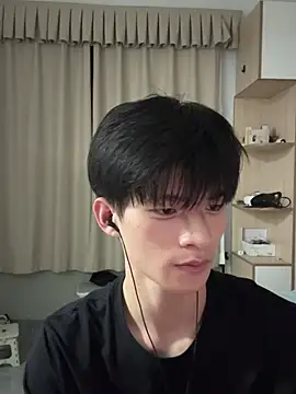 ruo-bai online show from April 17, 2026, 2:09 pm