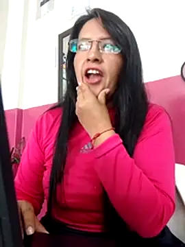 Snapshot of Gaby_lulu chatting on May 5, 2026, 6:11 pm Gaby lulu online show from May 5, 2026, 6:11 pm