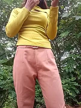 Elena Mia online show from June 29, 2026, 12:39 am
