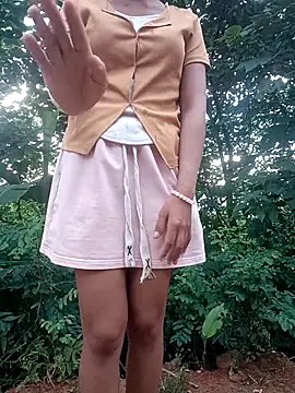 Elena Mia online show from July 9, 2026, 10:59 am