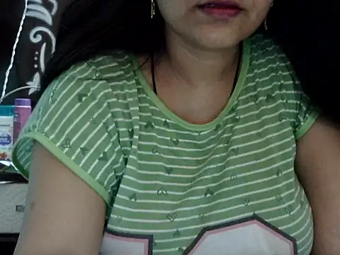 Snapshot of Sexy_Mahekk chatting on May 19, 2026, 5:20 pm Sexy Mahekk online show from May 19, 2026, 5:20 pm