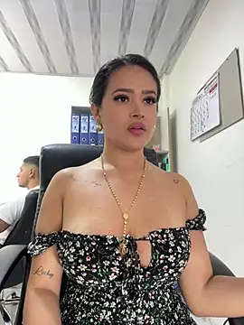 Snapshot of Sara_fun chatting on February 21, 2025, 6:18 am Sara fun online show from February 21, 2025, 6:18 am