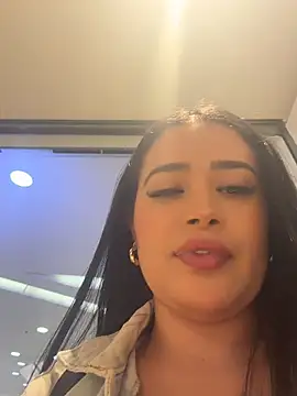 Sara fun online show from May 4, 2026, 6:44 pm