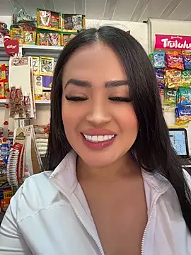 Sara fun online show from May 14, 2026, 7:00 pm