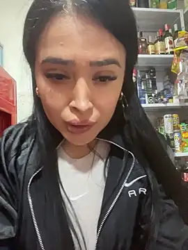 Sara fun online show from December 13, 2025, 8:04 pm