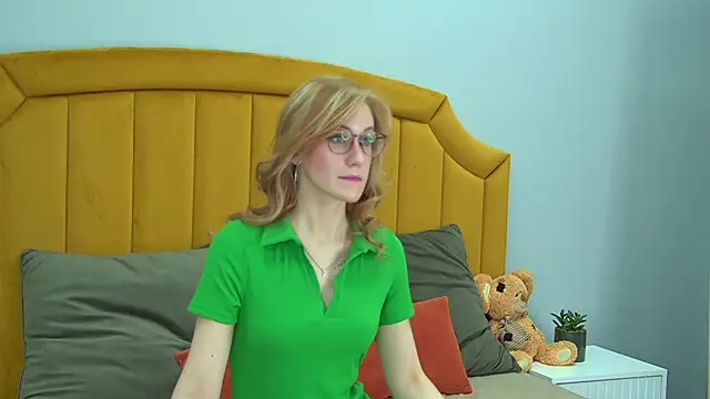GraceHudsons online show from May 15, 2026, 4:21 am