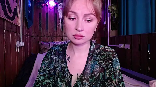 Snapshot of Mimi-Deep chatting on June 4, 2026, 7:57 am Mimi-Deep online show from June 4, 2026, 7:57 am