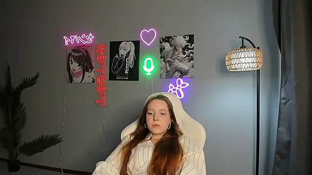 ChuNeece online show from April 17, 2026, 3:04 pm