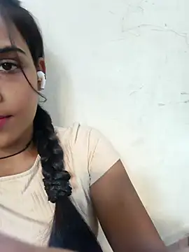 Snapshot of Dimple-Shah chatting on July 6, 2026, 11:50 am Dimple-Shah online show from July 6, 2026, 11:50 am