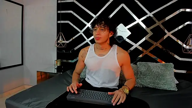 JayTaylorr online show from May 14, 2026, 11:29 am