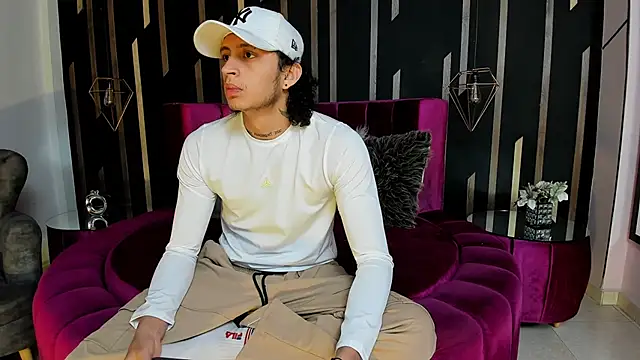 JayTaylorr online show from May 7, 2026, 11:35 am