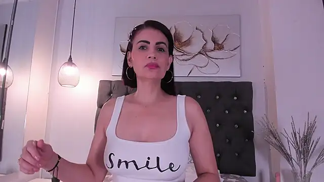 Sofi Smit online show from May 4, 2026, 12:19 pm