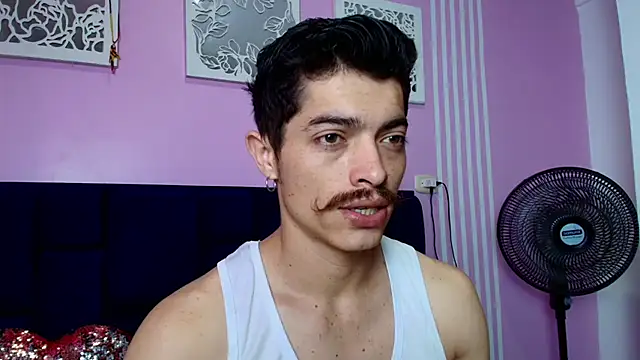 Snapshot of taylor_Stele chatting on July 11, 2026, 9:04 pm taylor Stele online show from July 11, 2026, 9:04 pm