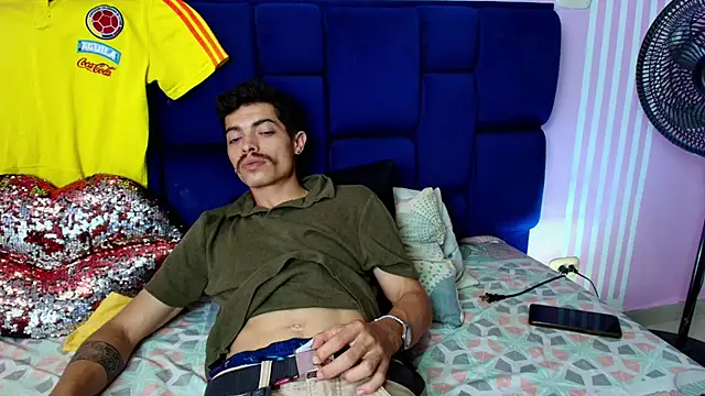 Snapshot of taylor_Stele chatting on July 6, 2026, 5:14 am taylor Stele online show from July 6, 2026, 5:14 am