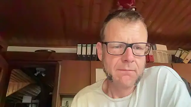 Snapshot of o_florian_o1 chatting on July 31, 2026, 4:45 am o florian o1 online show from July 31, 2026, 4:45 am