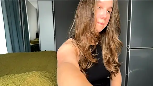 Snapshot of secretnaya_girl chatting on May 25, 2026, 6:56 am secretnaya girl online show from May 25, 2026, 6:56 am
