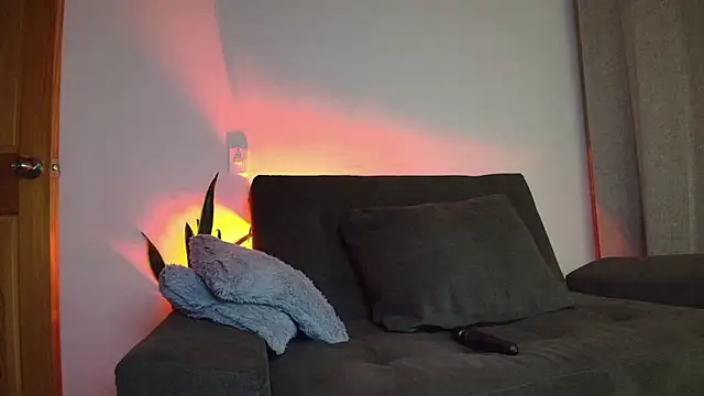 Alyssa and DAngelo online show from June 15, 2026, 2:01 am