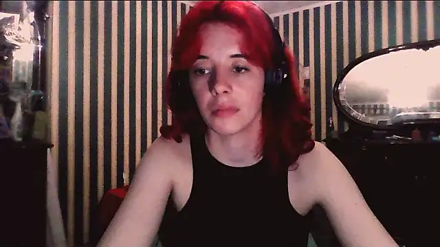 Snapshot of amberrrdolll_ chatting on June 30, 2026, 8:20 pm amberrrdolll online show from June 30, 2026, 8:20 pm