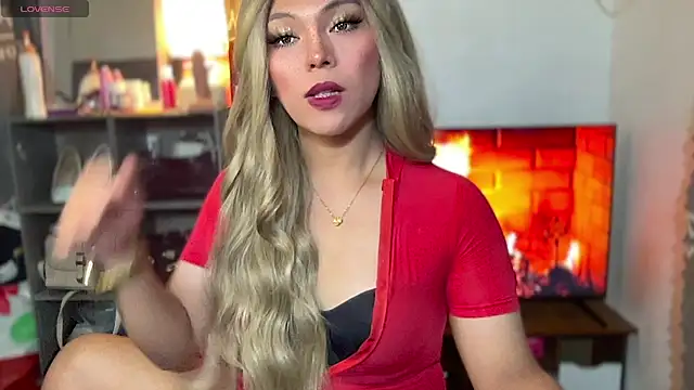 hannaBaby lisyos11 online show from May 13, 2026, 1:07 pm