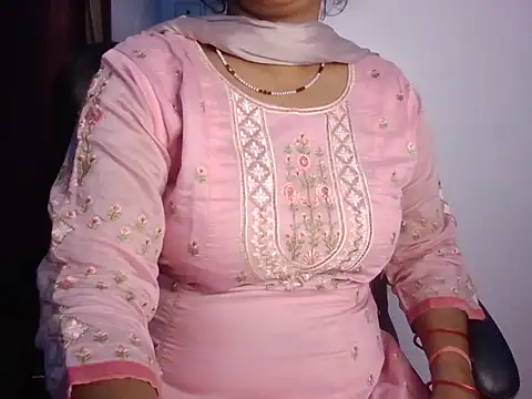Snapshot of Hotty_Bhabhi1 chatting on April 21, 2026, 5:14 am Hotty Bhabhi1 online show from April 21, 2026, 5:14 am