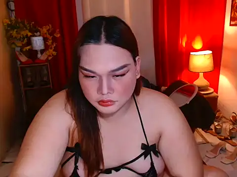 MargaretLim online show from May 16, 2026, 1:26 am