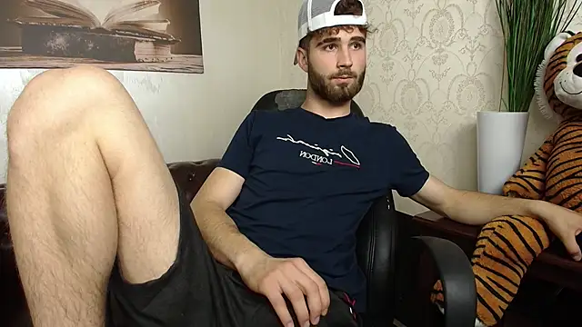 KyloEast online show from May 28, 2026, 8:44 am