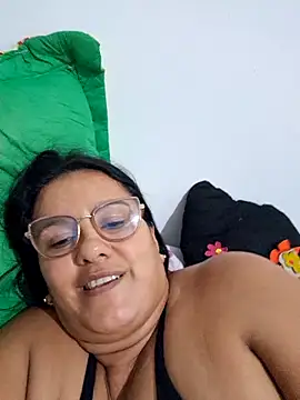 Snapshot of Samanta-42 chatting on June 22, 2026, 2:39 am Samanta-42 online show from June 22, 2026, 2:39 am