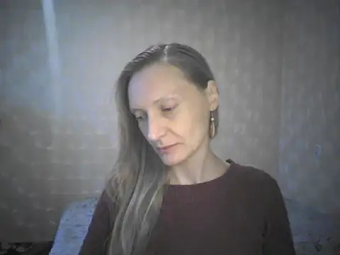 Snapshot of LunaBelle8 chatting on May 12, 2026, 4:57 pm LunaBelle8 online show from May 12, 2026, 4:57 pm