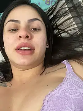 Livia-cortez online show from June 17, 2026, 1:43 pm