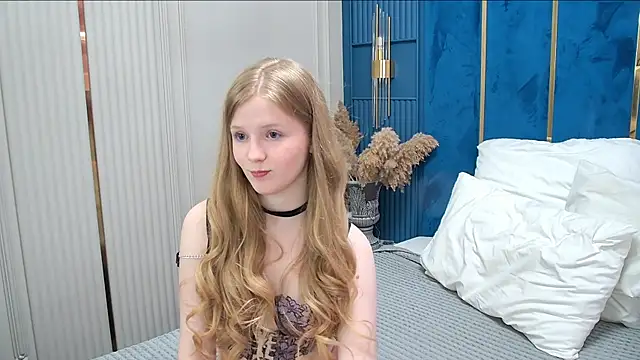 Snapshot of LilianHowards chatting on June 3, 2026, 1:23 pm LilianHowards online show from June 3, 2026, 1:23 pm