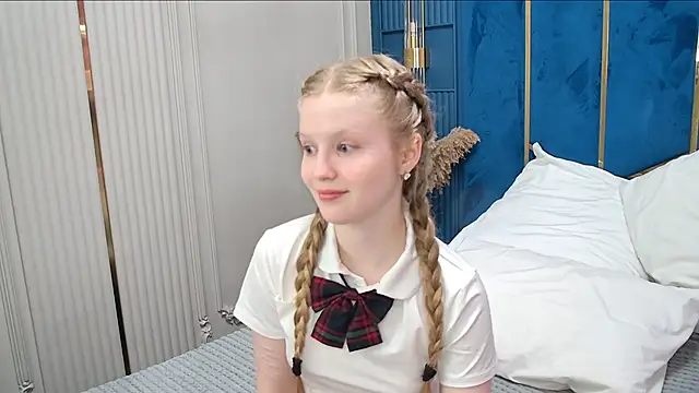 Snapshot of LilianHowards chatting on May 31, 2026, 9:48 am LilianHowards online show from May 31, 2026, 9:48 am