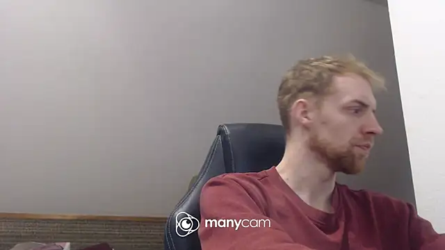 Snapshot of Milkyman7 chatting on November 9, 2025, 10:03 pm Milkyman7 online show from November 9, 2025, 10:03 pm