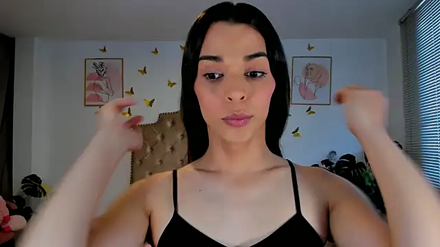 bella grego online show from July 10, 2026, 1:33 pm