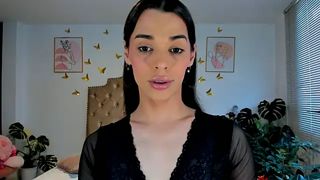 bella grego online show from July 8, 2026, 2:29 pm
