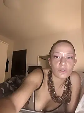 Prettywhitexxx online show from July 15, 2026, 4:58 pm