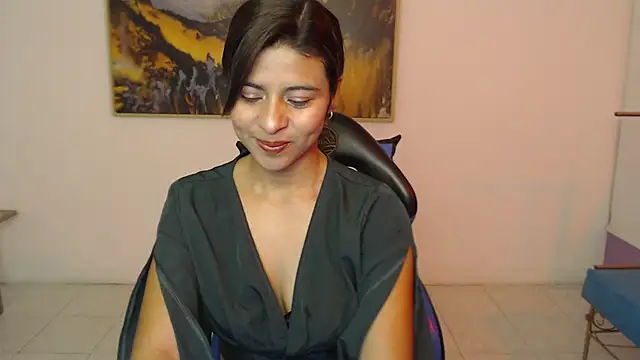 Snapshot of Lady_isabella_ chatting on May 6, 2026, 1:15 pm Lady isabella online show from May 6, 2026, 1:15 pm