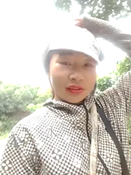 Snapshot of Tieuthu2 chatting on July 12, 2026, 2:01 am Tieuthu2 online show from July 12, 2026, 2:01 am
