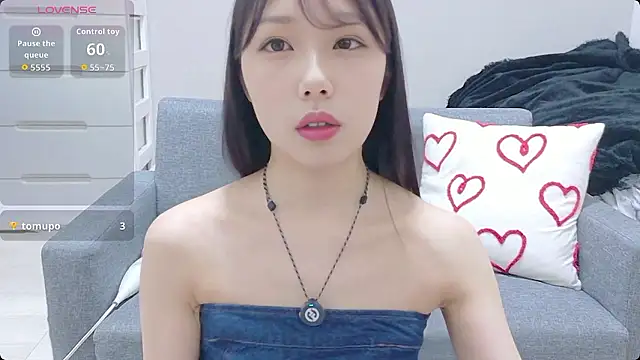 Snapshot of Minamina2 chatting on July 14, 2026, 10:21 am Minamina2 online show from July 14, 2026, 10:21 am