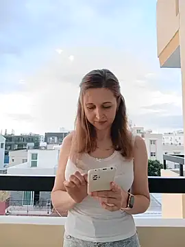 irresistibelle online show from May 24, 2026, 4:18 pm