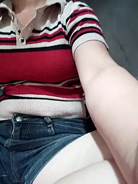 Isabella pusy online show from July 7, 2026, 1:14 pm