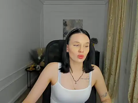 AlicePertim online show from July 1, 2026, 6:41 pm