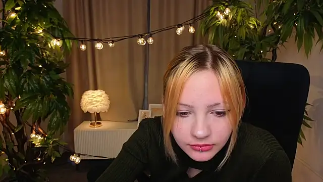 EmilyRods online show from April 19, 2026, 10:16 am