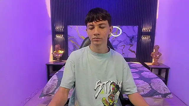 Marcello Vega online show from April 20, 2026, 2:07 pm