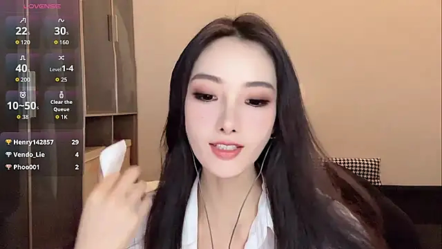 Xixi-mm online show from June 25, 2026, 1:38 pm