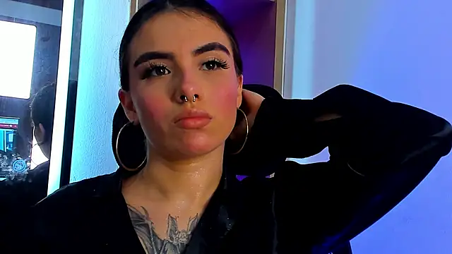 isabella hv online show from June 11, 2026, 12:32 am